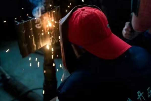 济宁电焊培训班一个月能学会吗？