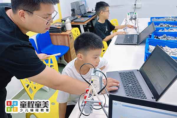 福州少儿编程培训机构哪家好？学费多少钱？