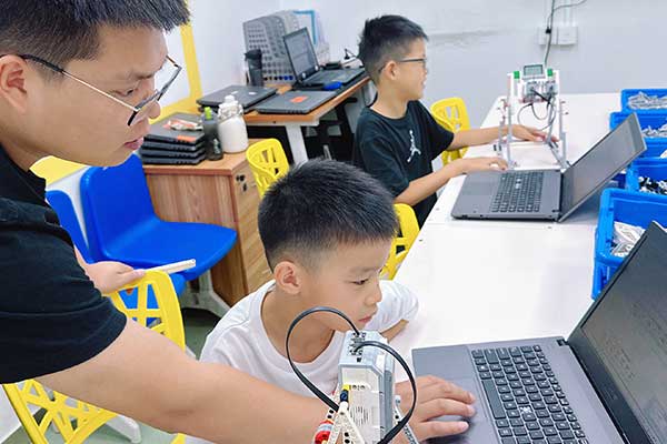 兰州少儿编程哪个教育平台比较好