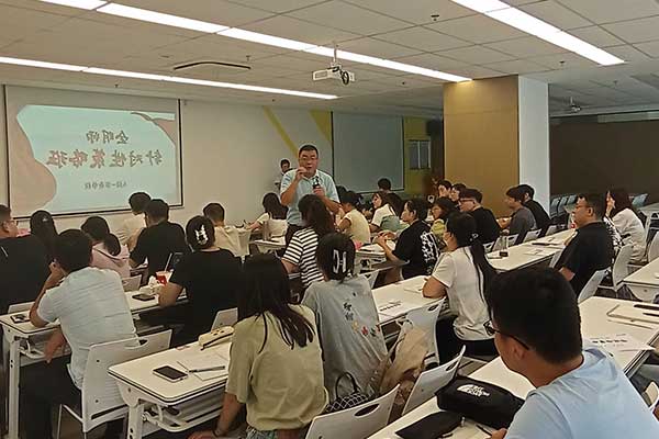 陇南公务员考试培训机构哪个好？怎么收费？