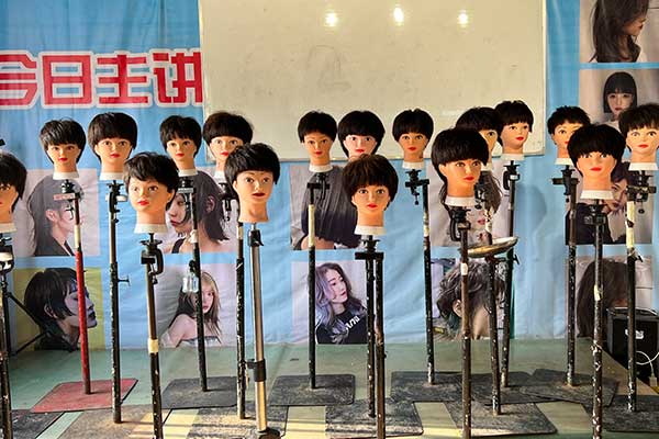 德州美发培训班学费多少？