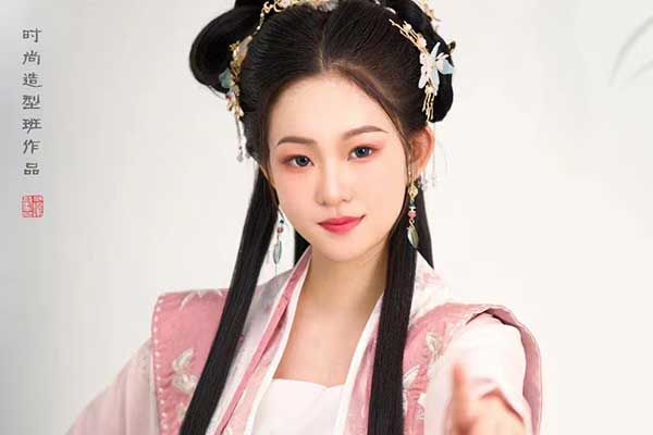 沈阳学化妆的技校 - 沈阳统丽美业