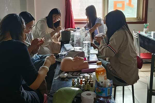 衡水化妆学校哪里好