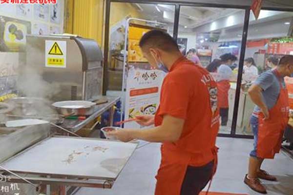 清远肠粉培训班一般多少钱 - 食为先小吃培训