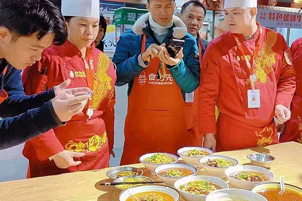南通肠粉培训班一般多少钱 - 食为先小吃培训