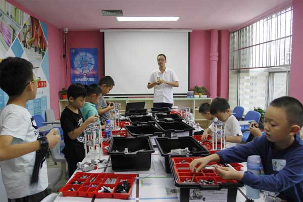 太原少儿编程暑假班集训营招生