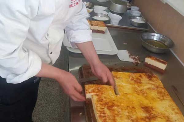 保定虎振烹饪学校图片 - 学生作品- 学校环境
