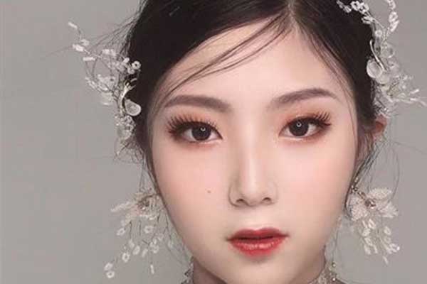 德州化妆师学校哪家专业？