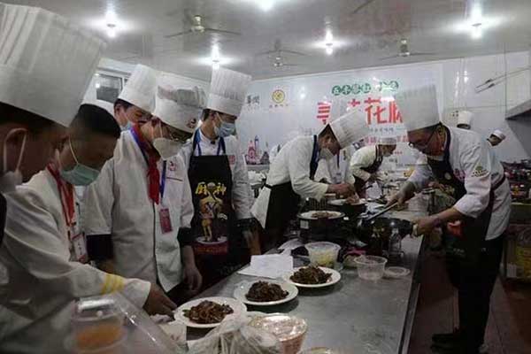 保定厨师中专学校学制几年