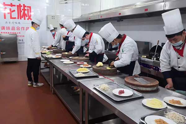 学校图片.jpg