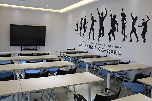 学校图片.jpg