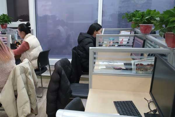 学校图片.jpg
