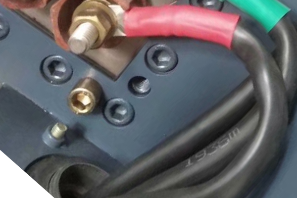 电工试题模拟考试题库(50道选择题)